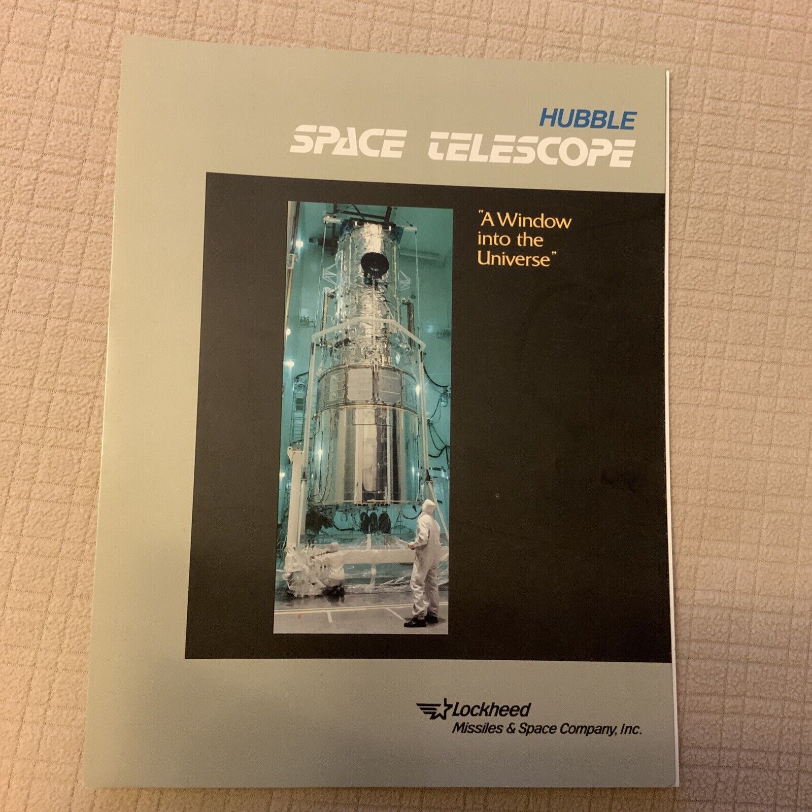Rare Lockheed Missiles & Space Co. Hubble Telescope Booklet W/poster
