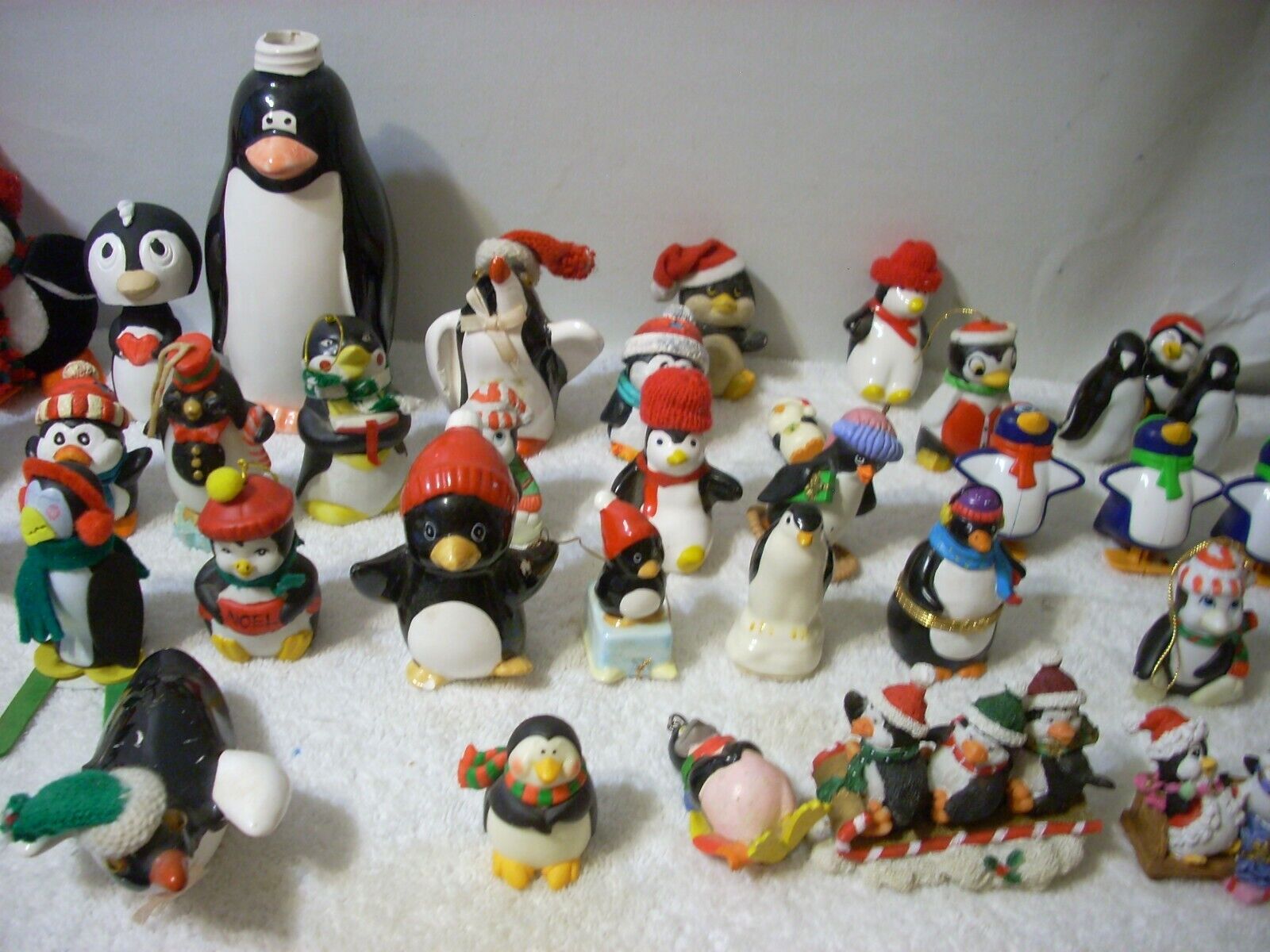 Penguin Figurines Collection Qty 36
