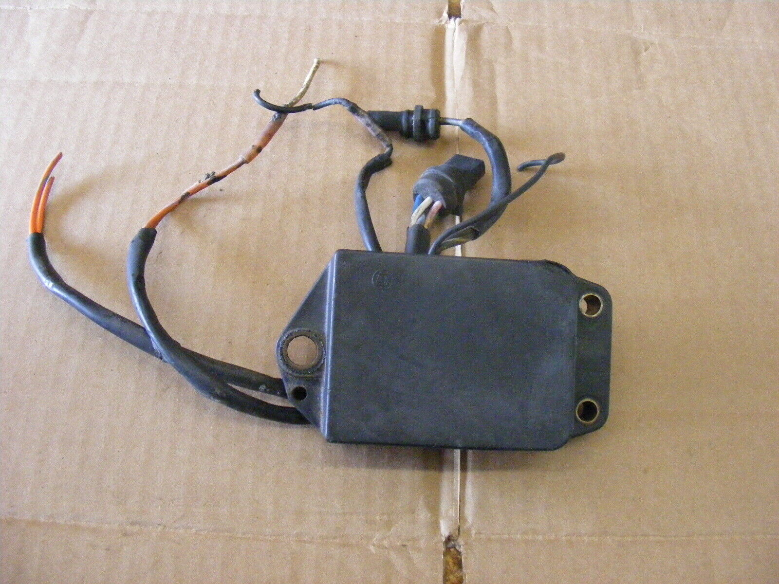Johnson Evinrude 90-100-115 Power Pack 583041 Ignition Assembly Outboard 584028